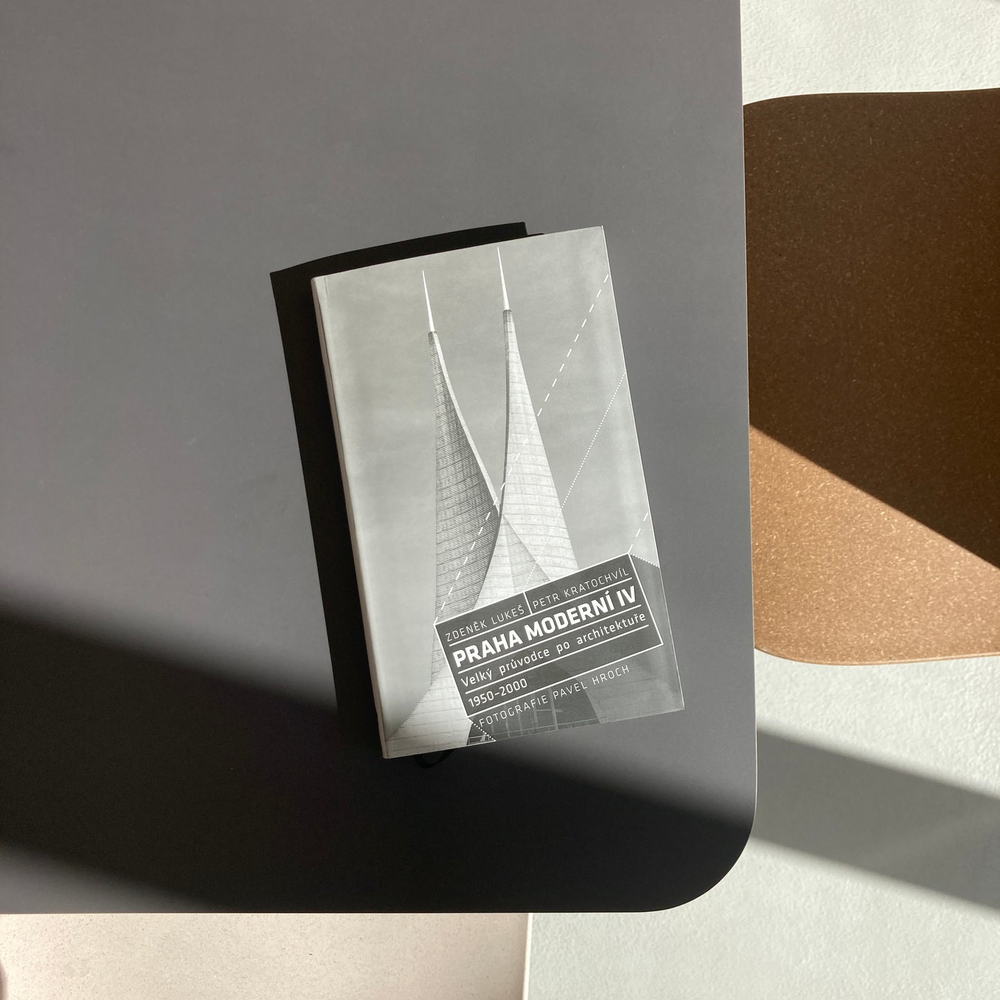 Praha Moderní IV. – Velký průvodce po architektuře 1950–2000