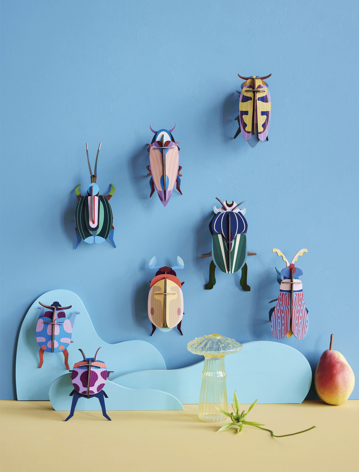 Studio ROOF – Nástěnná dekorace Lemon Fruit Beetle / brouk lesknáček