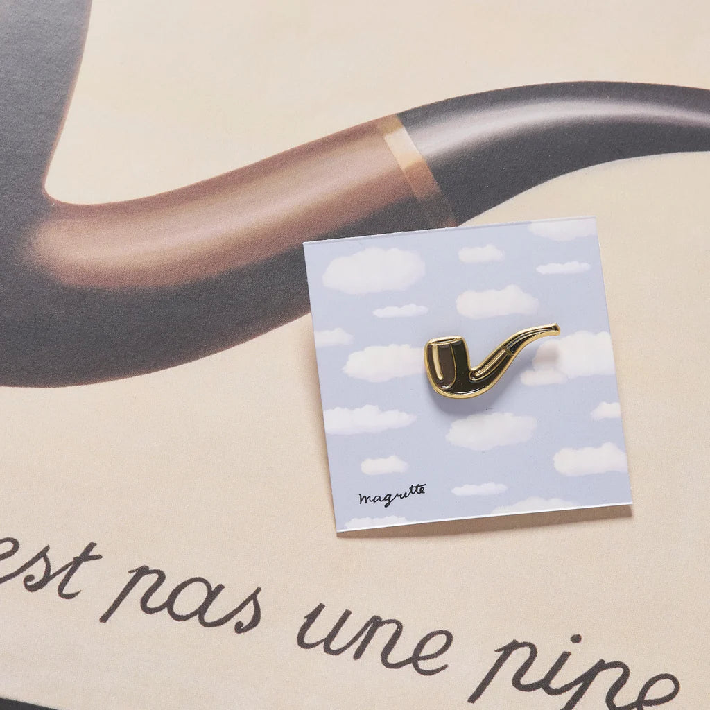 Připínáček Pinpinpin – La trahison des images (René Magritte)