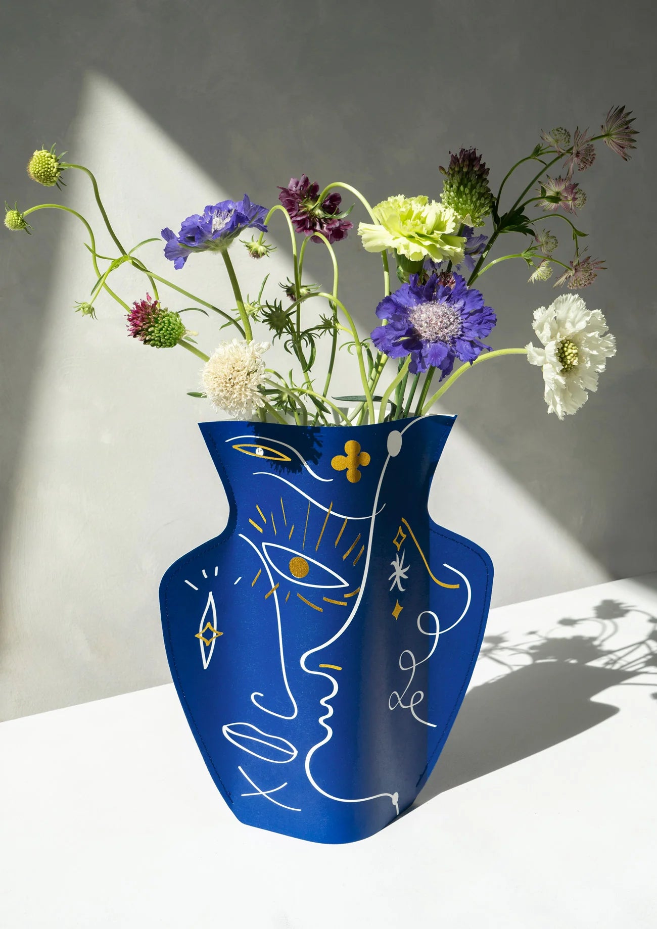 OCTAEVO - Paper Vase Jaime Hayon