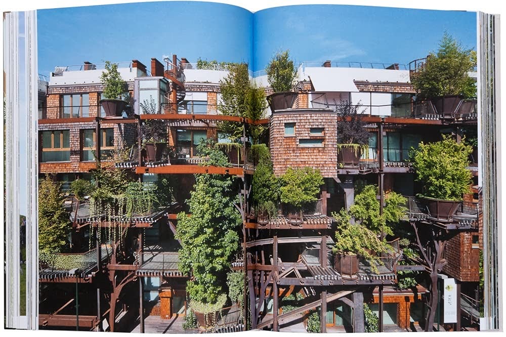 Evergreen Architecture: Overgrown Buildings and Greener Living