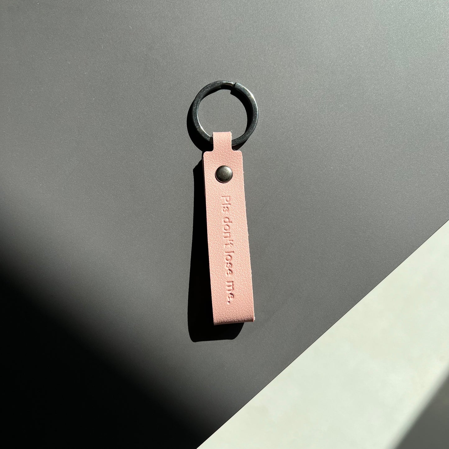 Faux Leather Keychain - Pls don't lose me